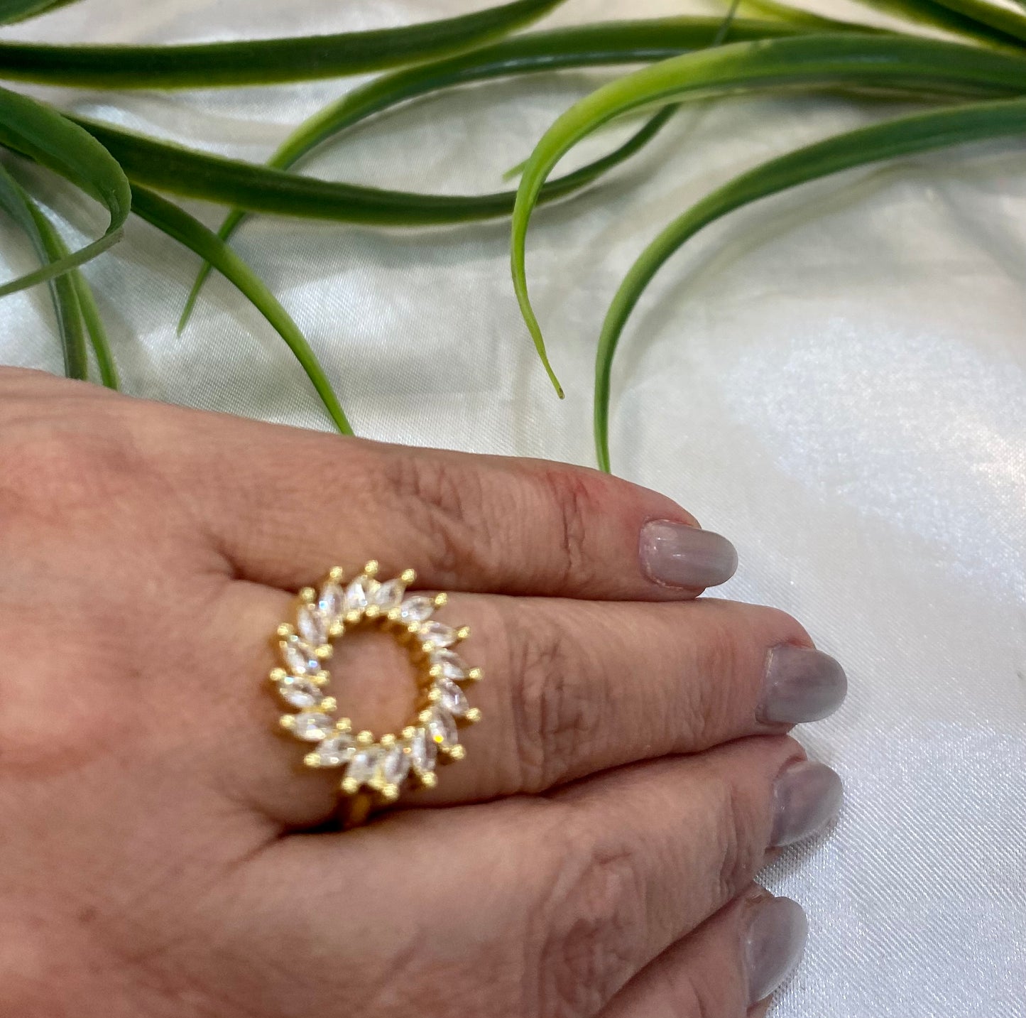 Anillo círculo zirconia