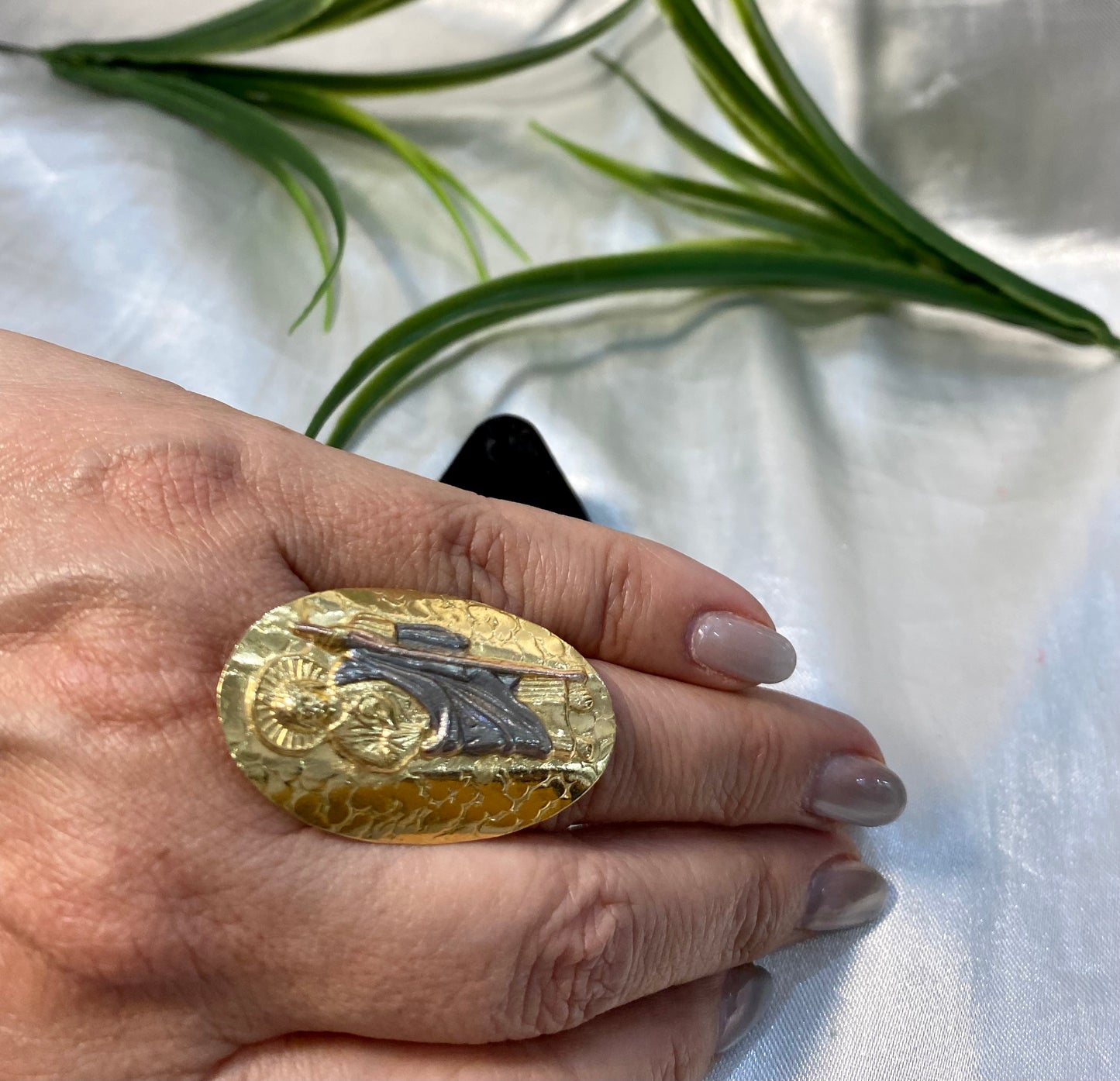 Anillo placa San Judas bicolor