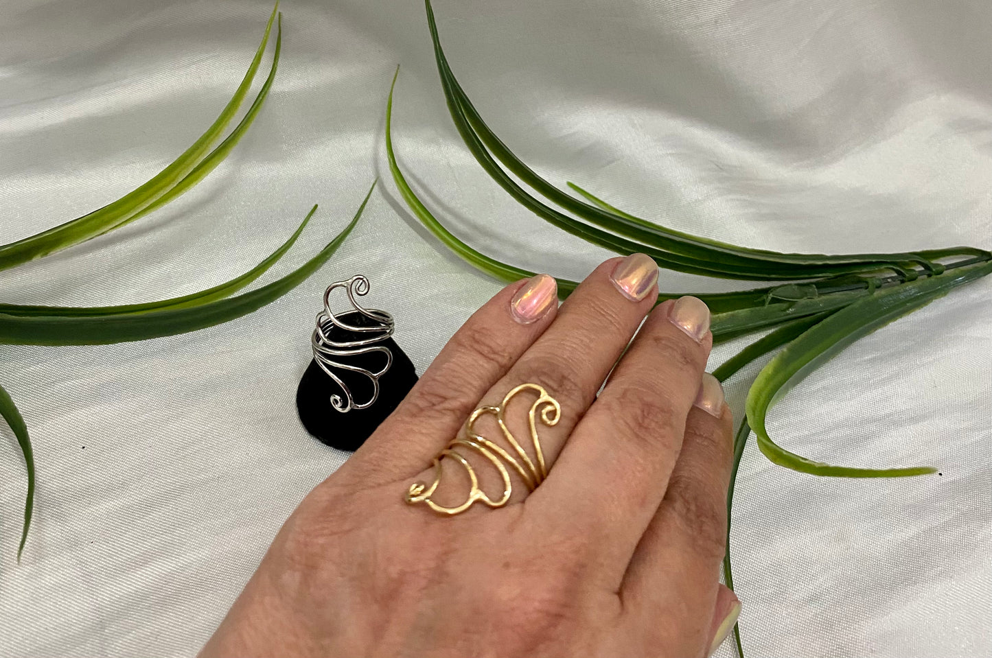 Anillo en Rodio y Chapa de oro
