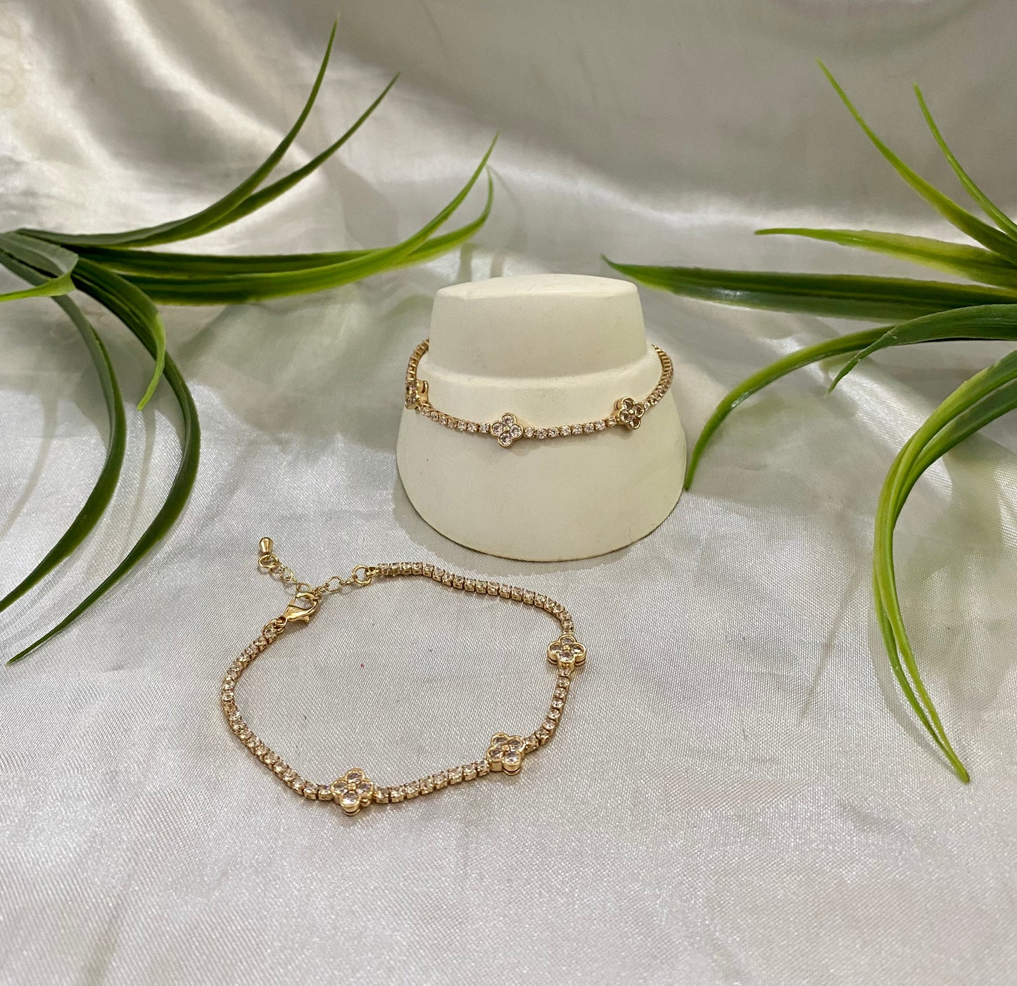 Pulsera Zirconia con flor zirconia