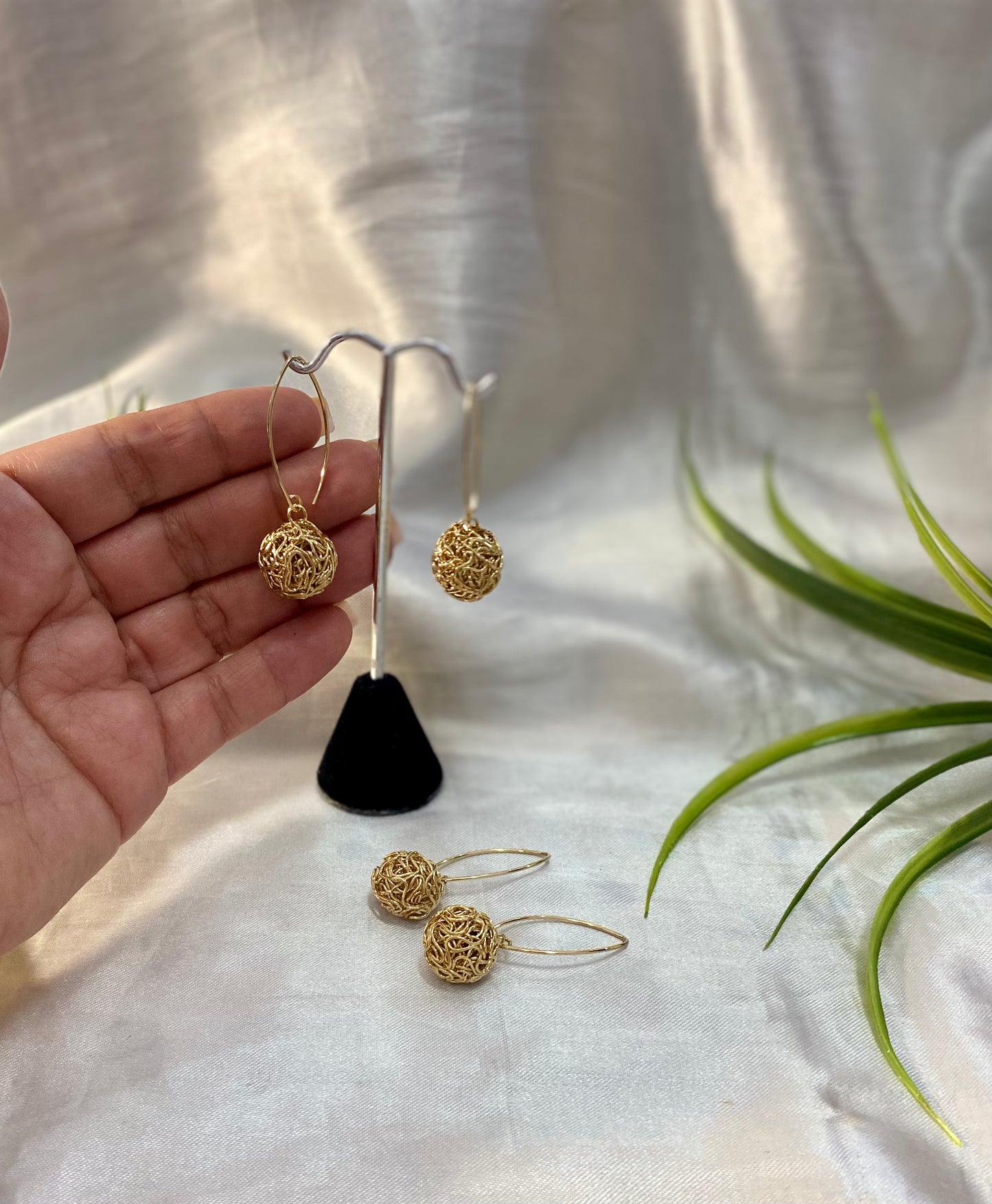 Arete tipo cereza alambre
