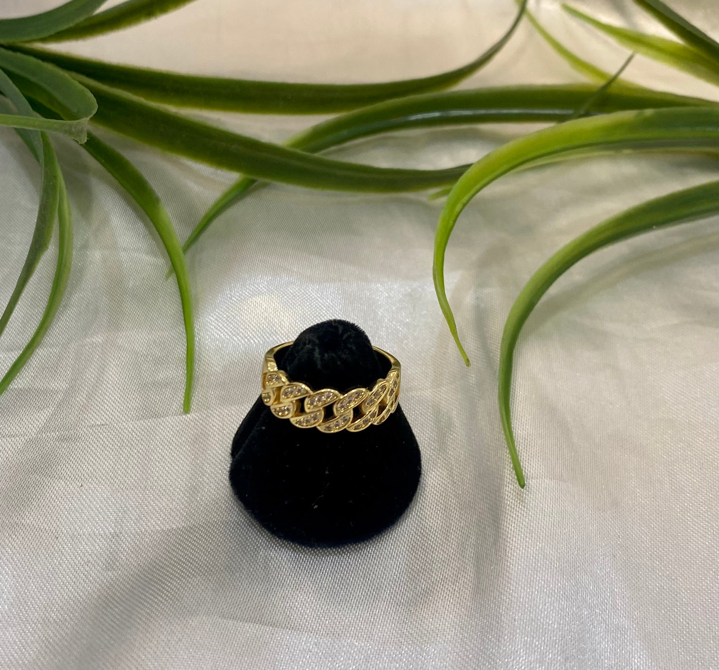 Anillo de eslabón con zirconia