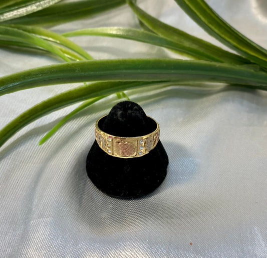 Anillo con los símbolos de la suerte florentino