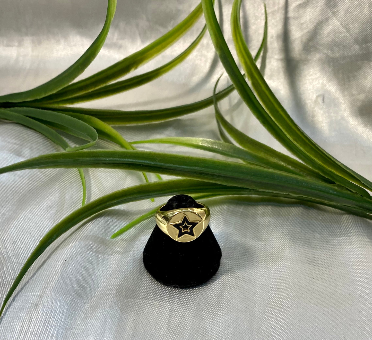 Anillo grueso con Estrella esmaltada