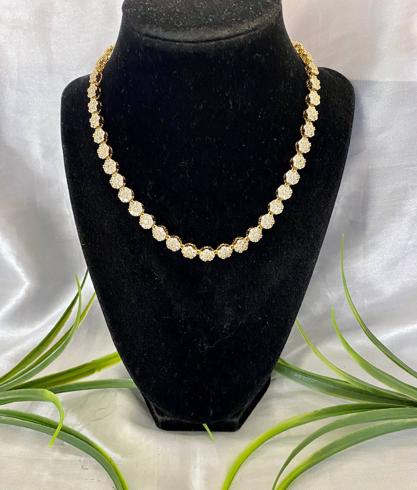 Gargantilla Flor Zirconia