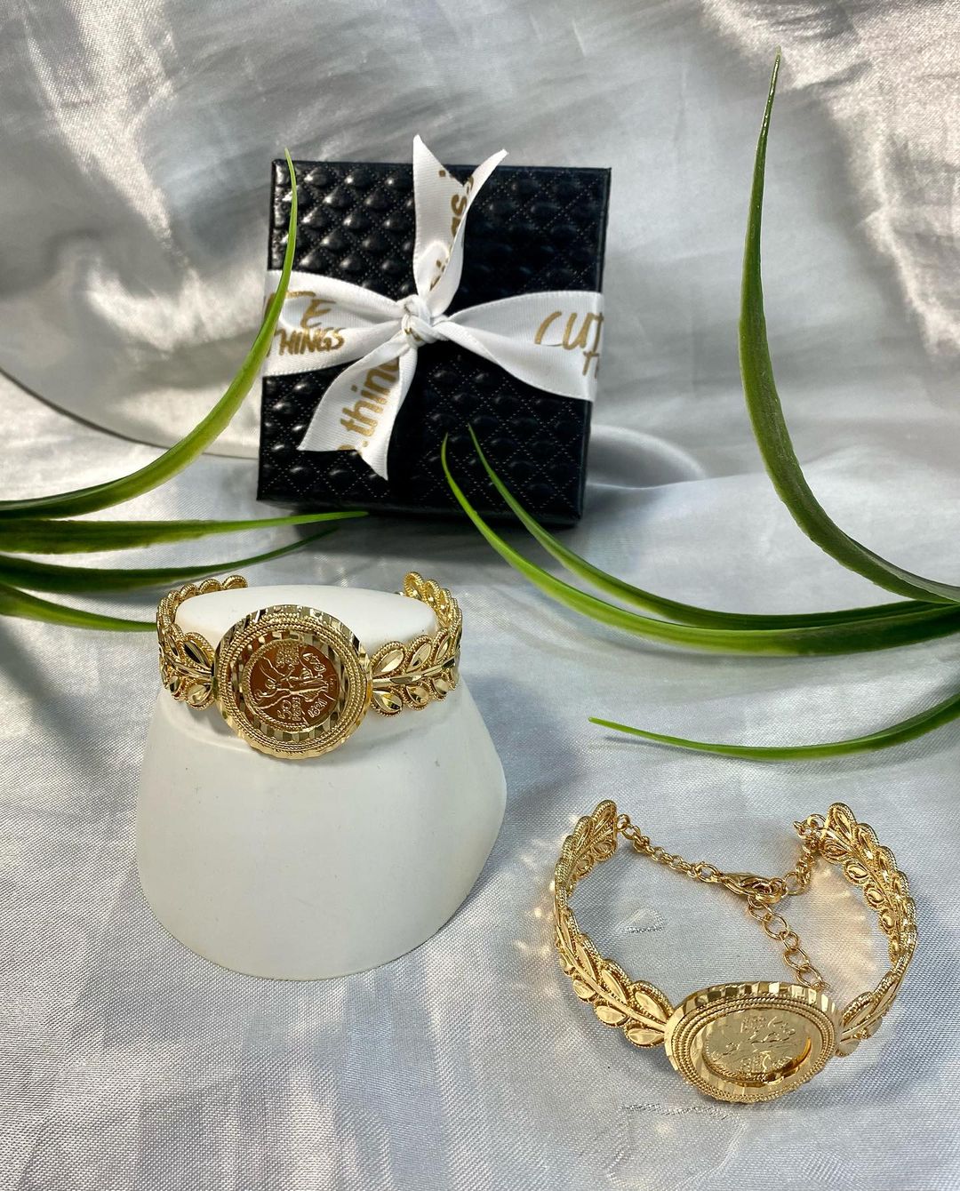 Pulso con moneda Chapa de oro