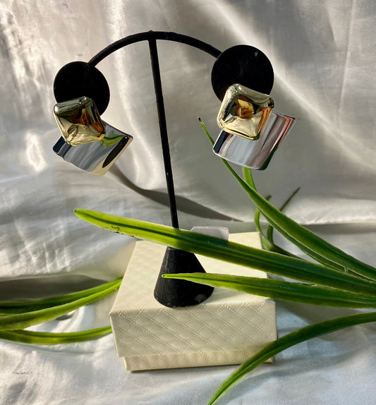 Aretes bicolor, Chapa de oro