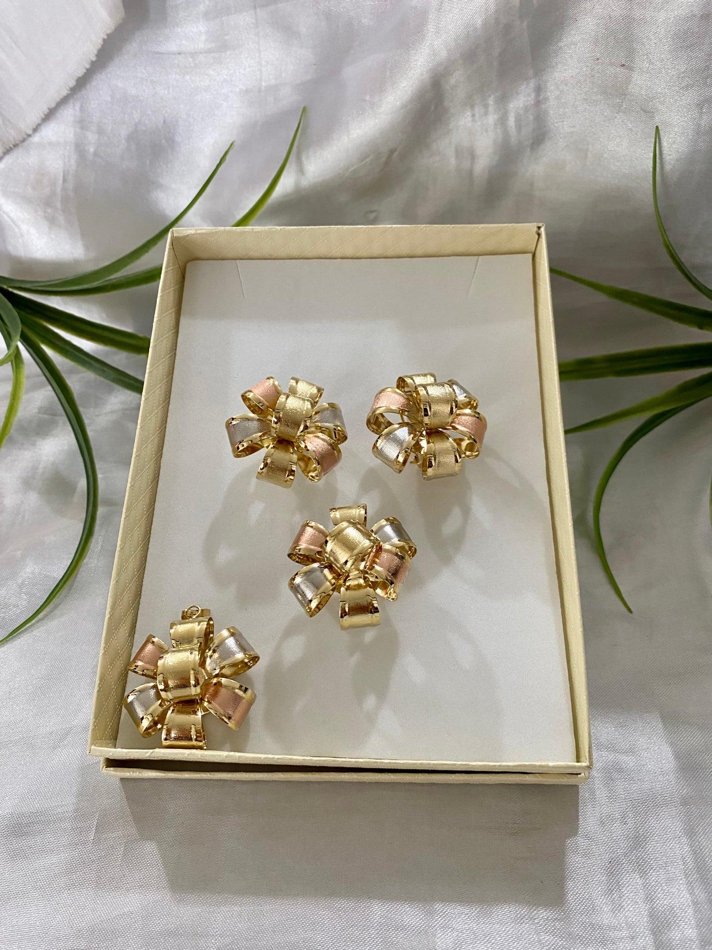 Juego de moño inflado florentino