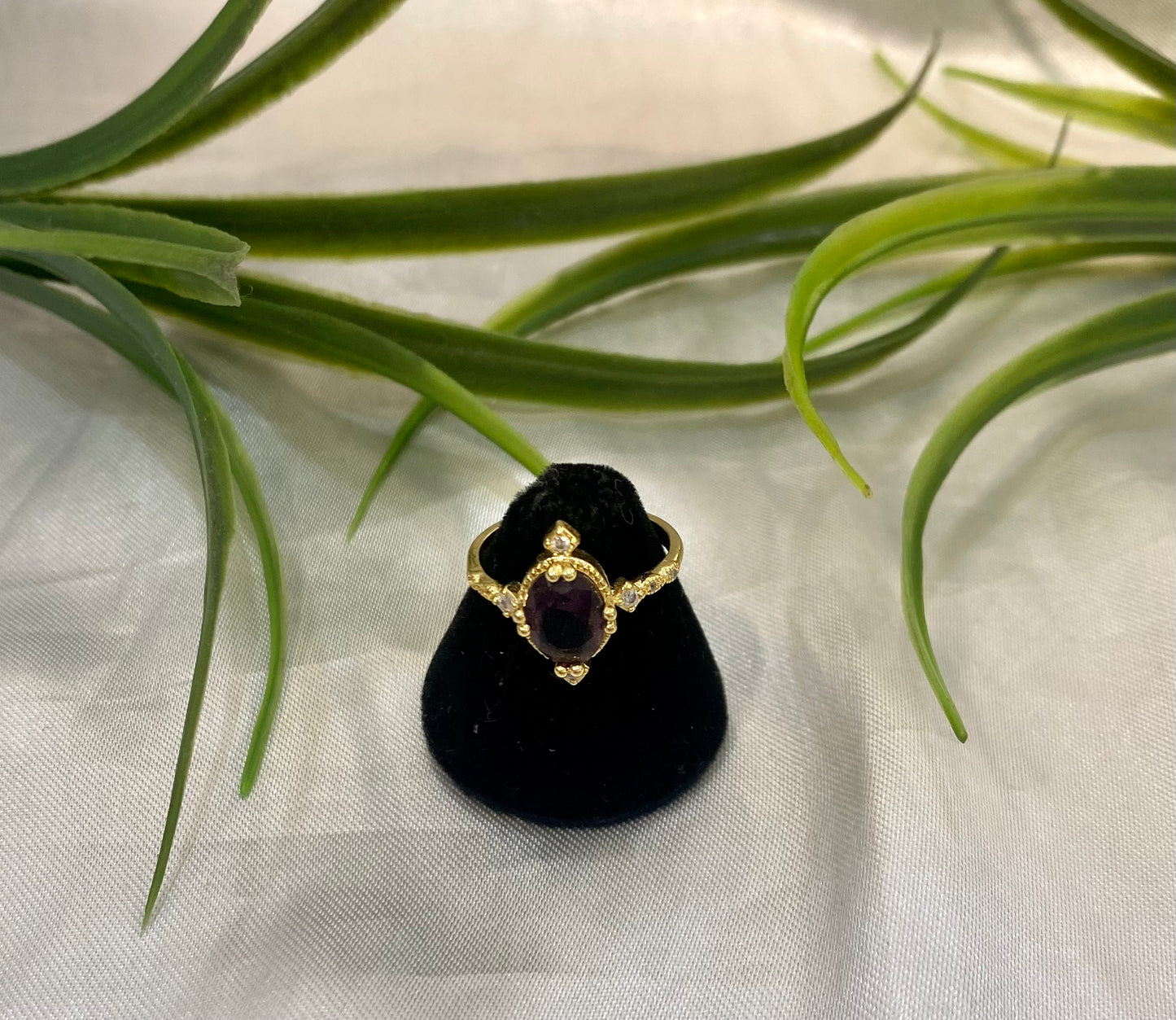 Anillo princesa piedra lila