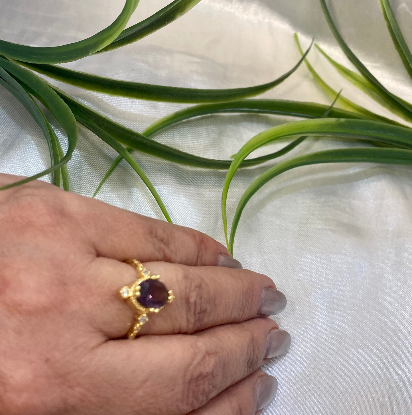 Anillo princesa piedra lila