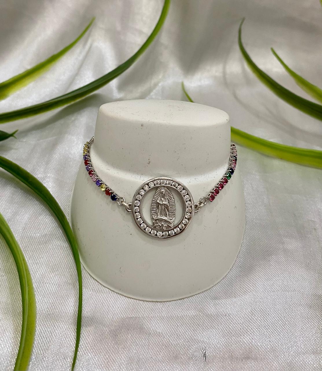 Pulsera de elevador con Virgen de Guadalupe en Rodio.