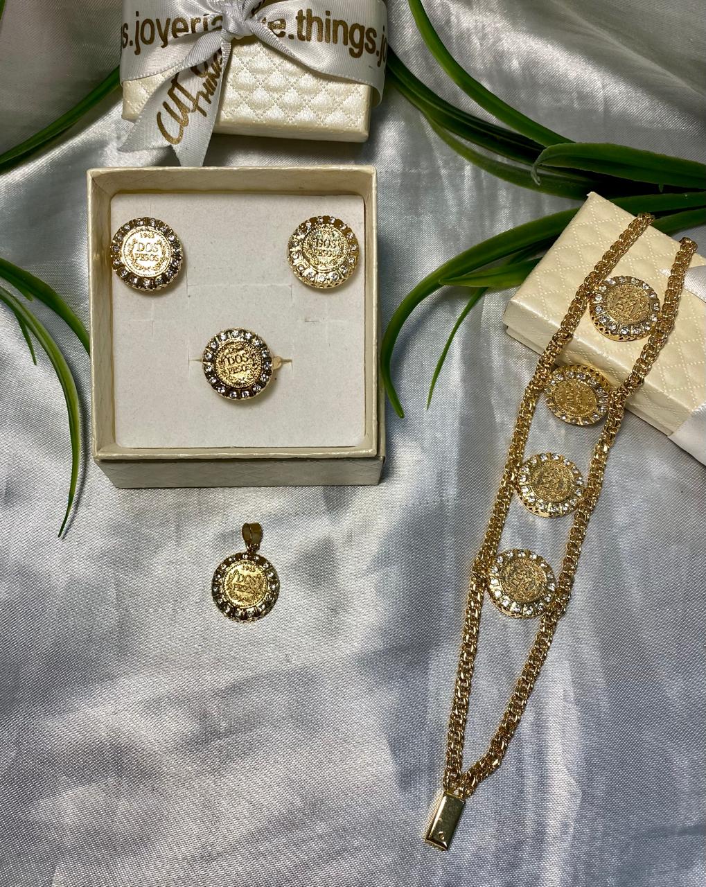 Juego completo de aretes, anillo, dije y esclava de monedas de Dos pesos con incrustaciones de Zirconia, Chapa de oro