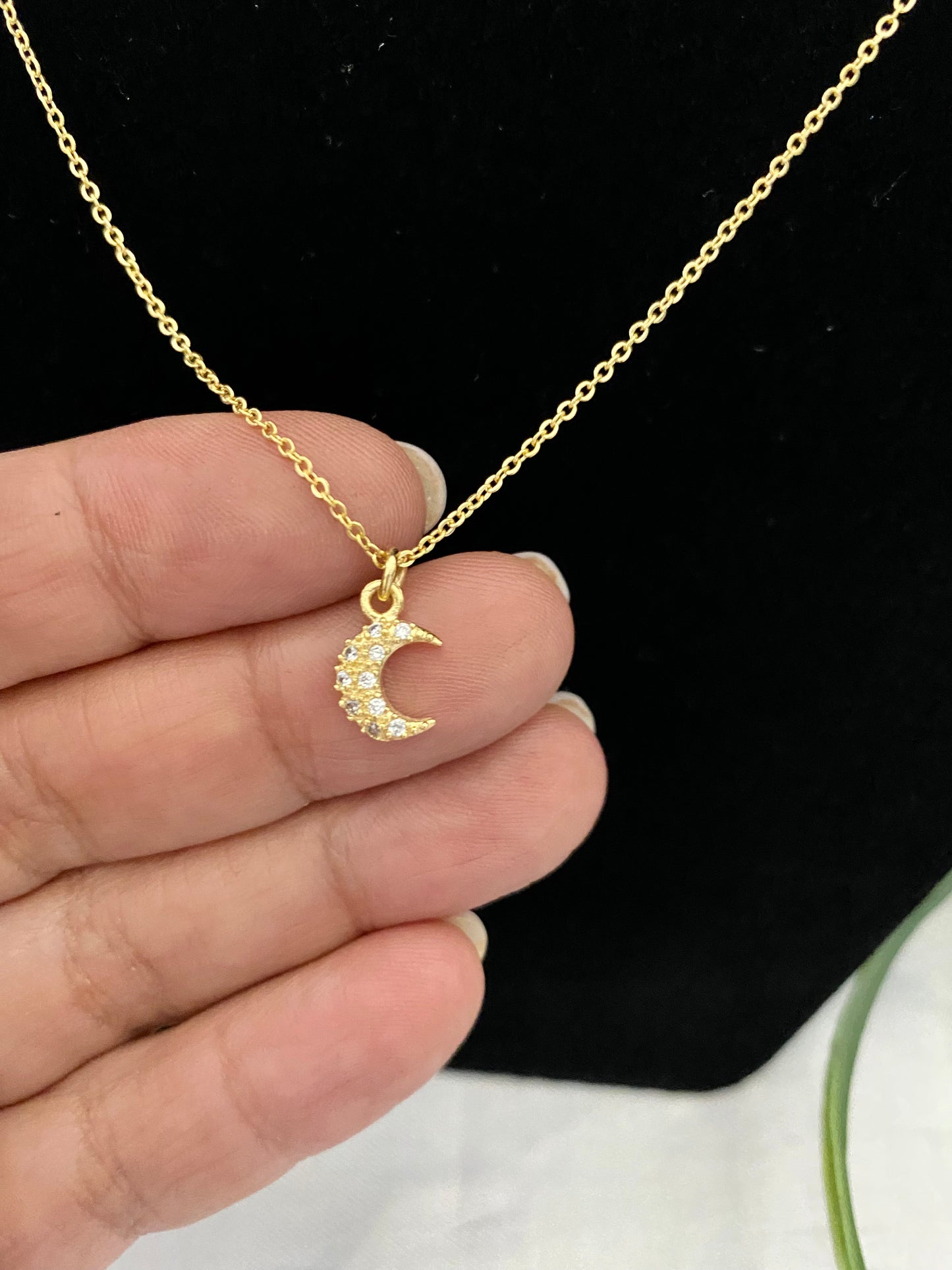 Cadena con dije Luna zirconia