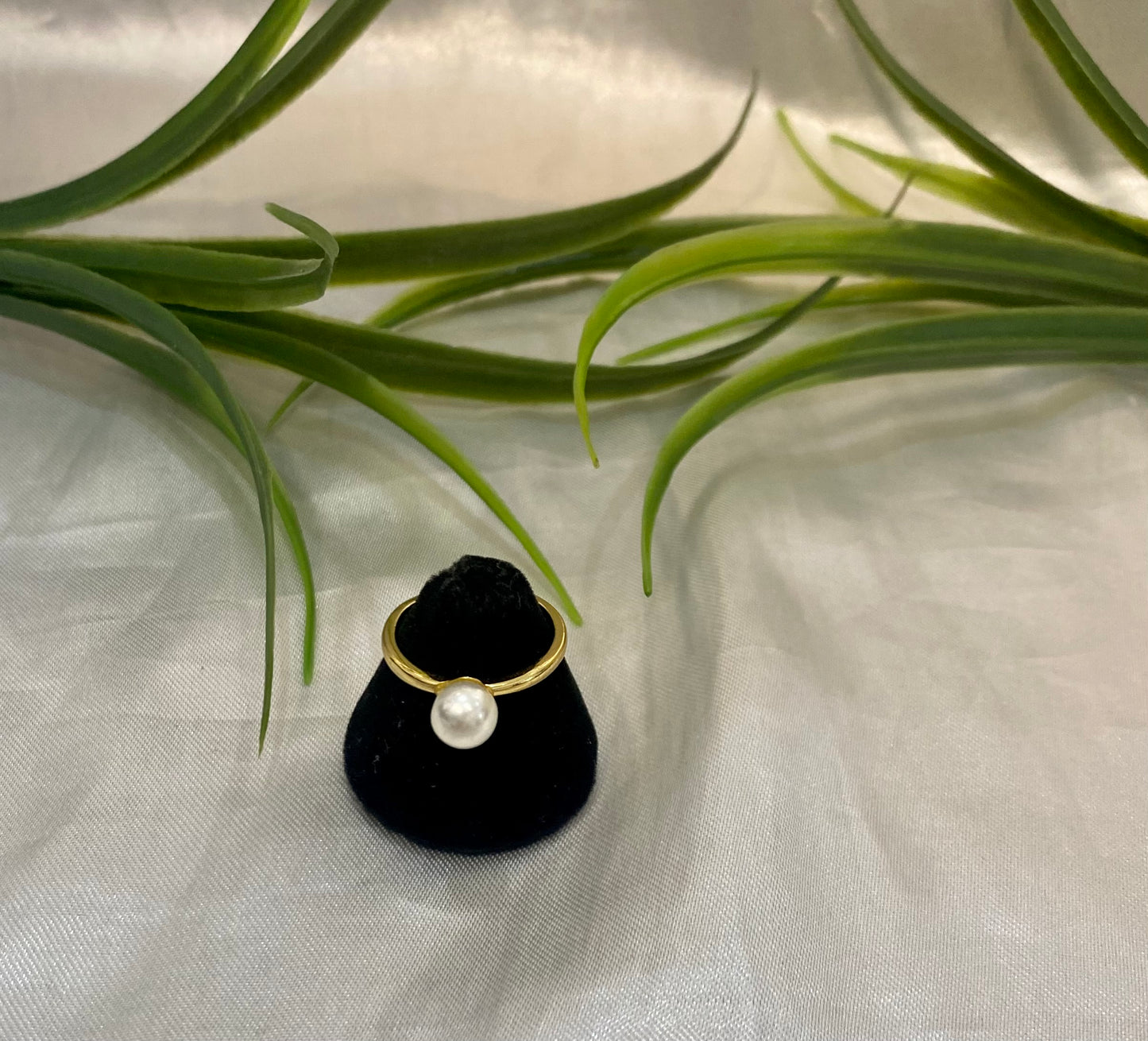 Anillo con perla sencillo