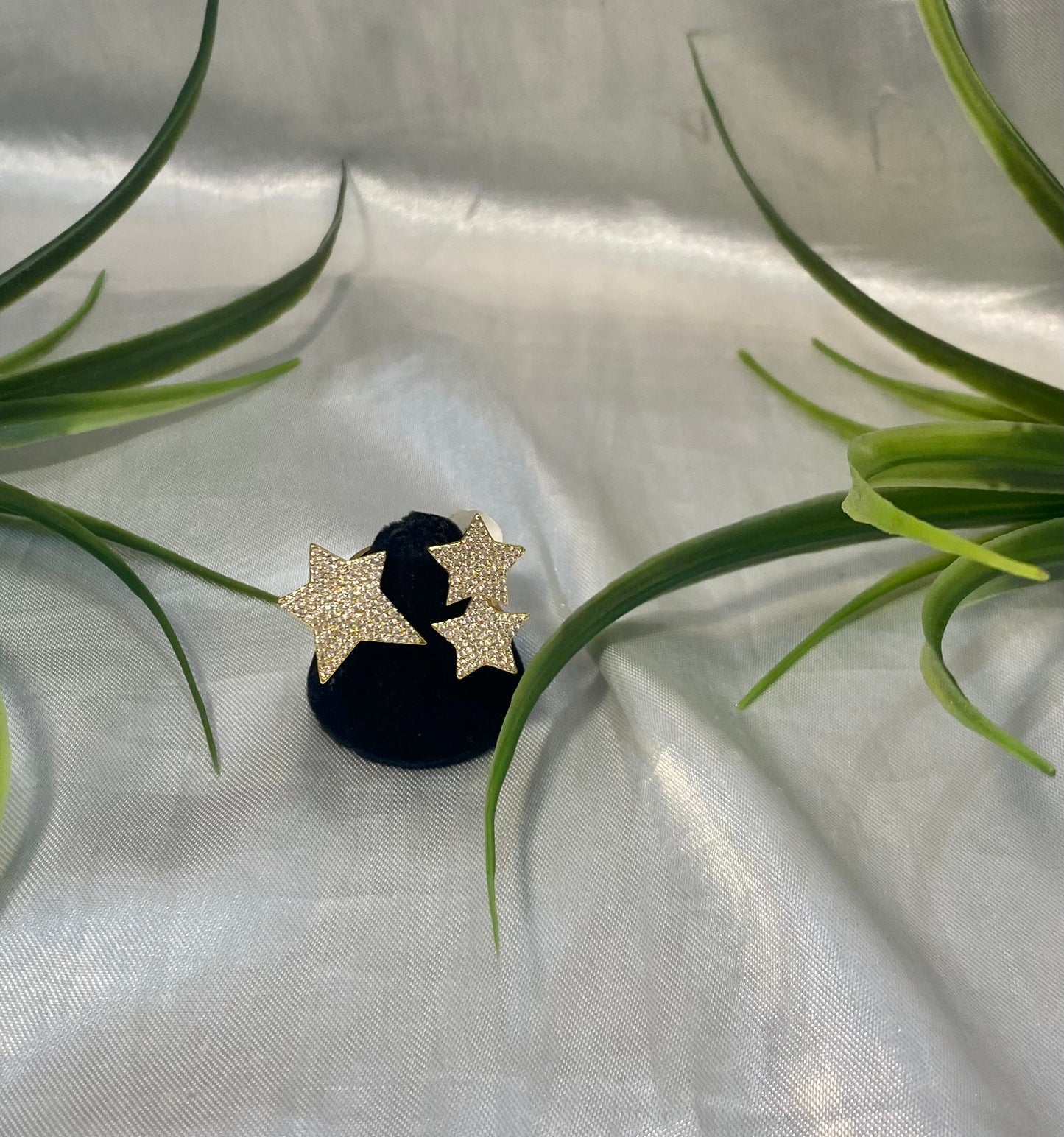 Anillo con tres Estrellas