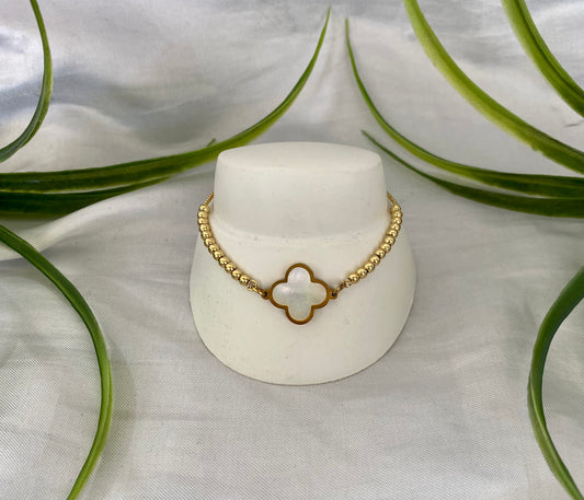 Pulsera de elevador de con dije concha nácar