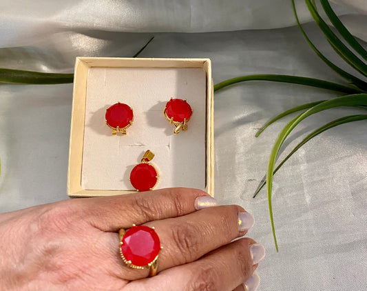 Juego de arete,anillo y dije de piedra redonda