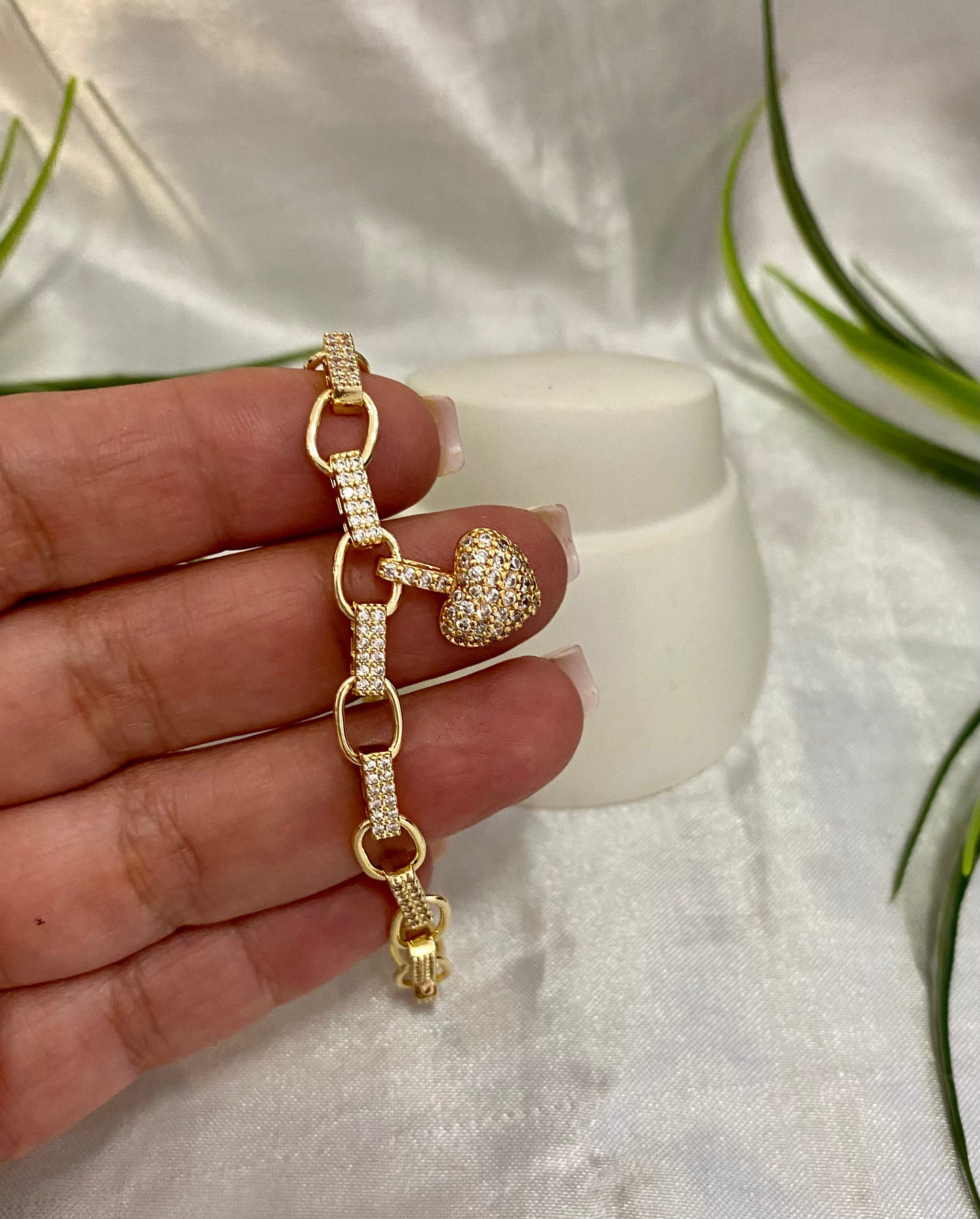 Pulso con dije corazón Zirconia