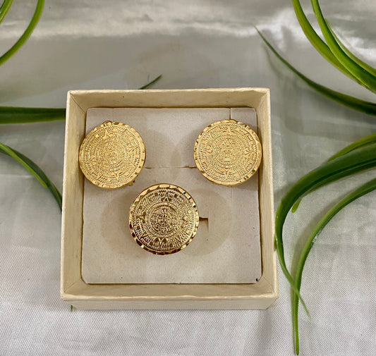 Juego de Aretes, Anillo y Dije de calendario Azteca grande