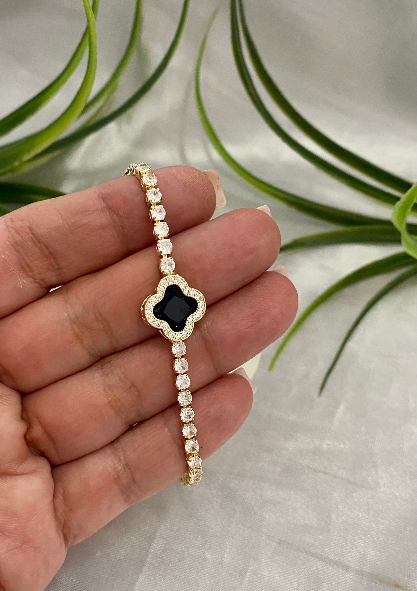 Pulseras de zirconia con flor
