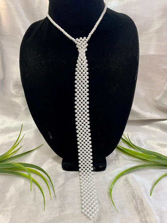 Collar tipo Corbatín de Perla