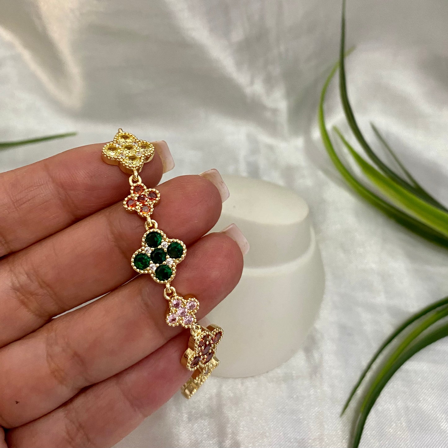 Pulsera de flor colores Zirconia