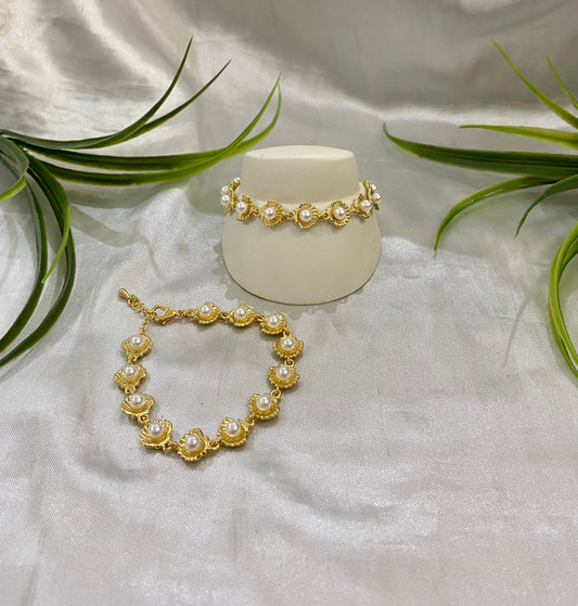 Pulsera concha con Perla