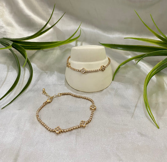 Pulsera Zirconia con flor zirconia