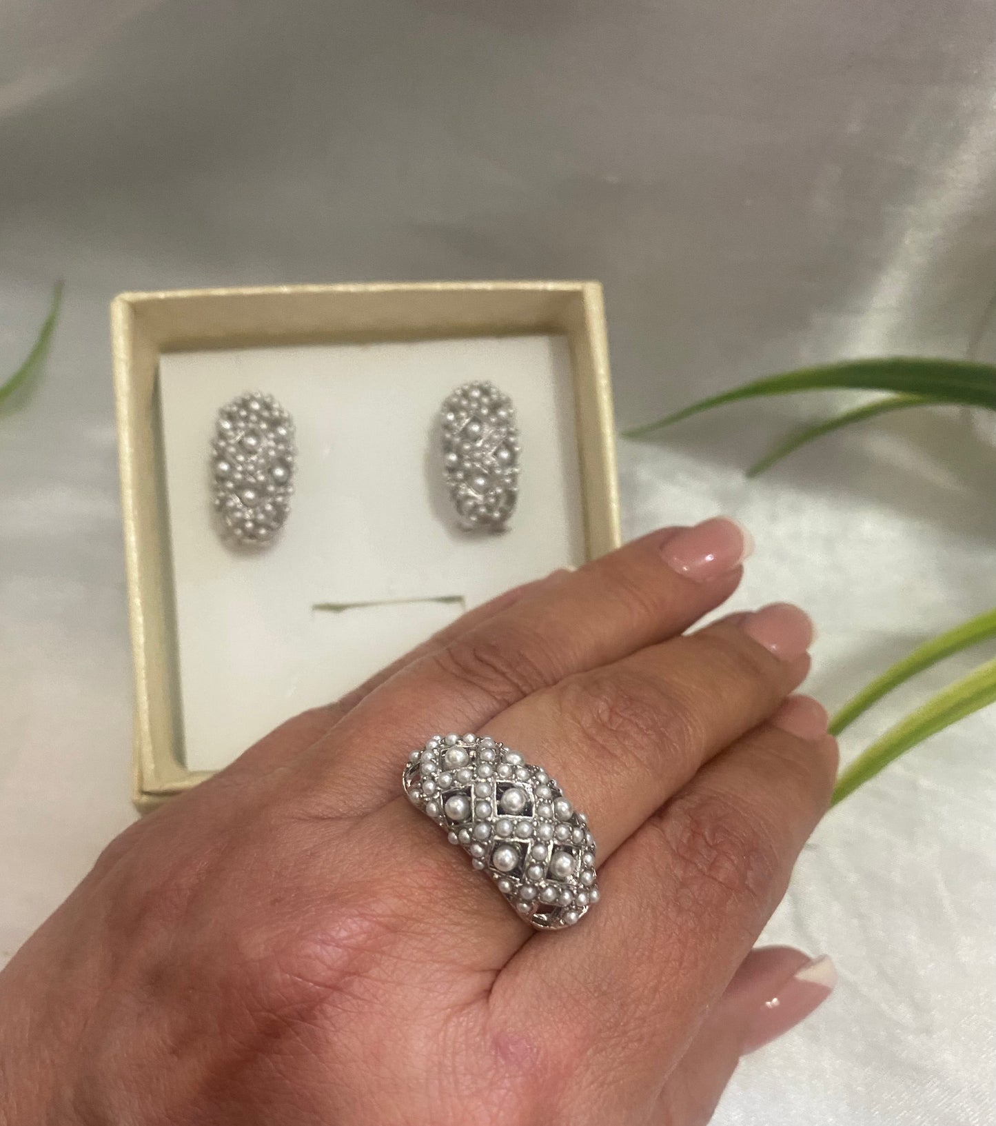 Juego de Aretes y Anillo Panal