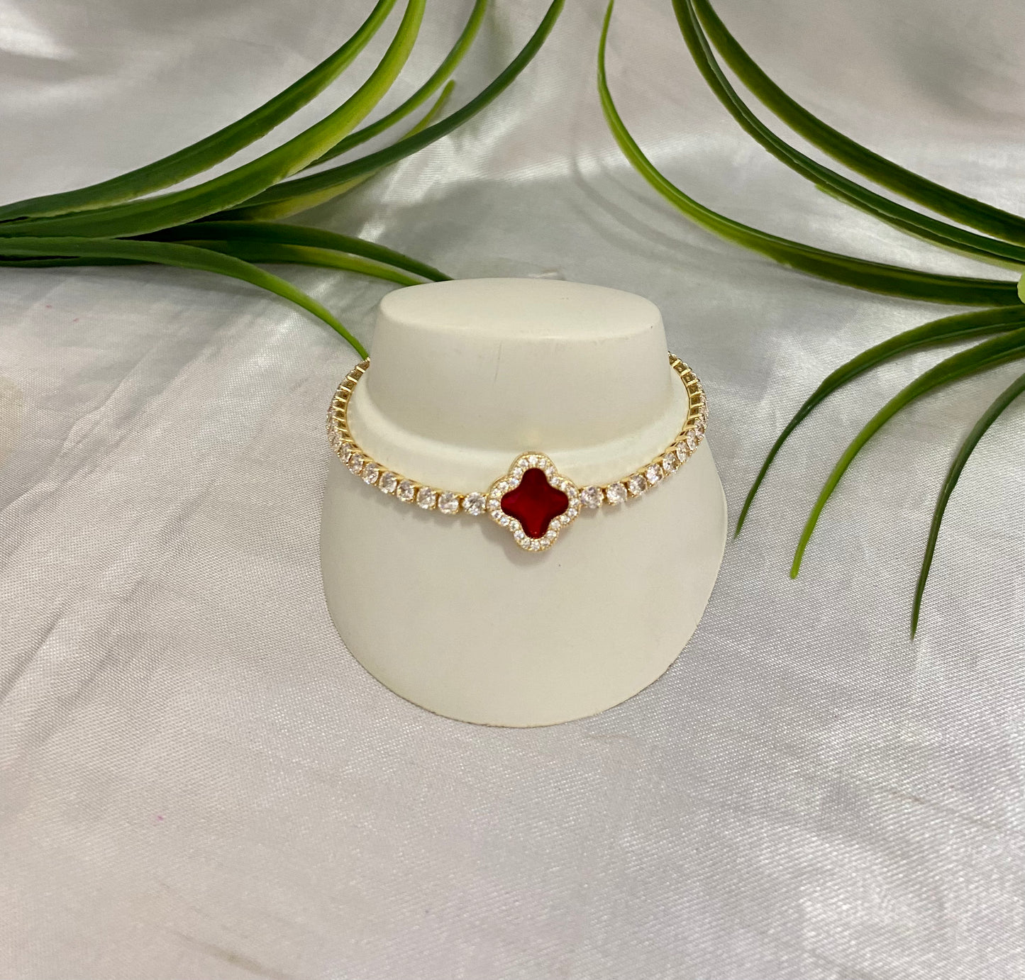 Pulseras de zirconia con flor