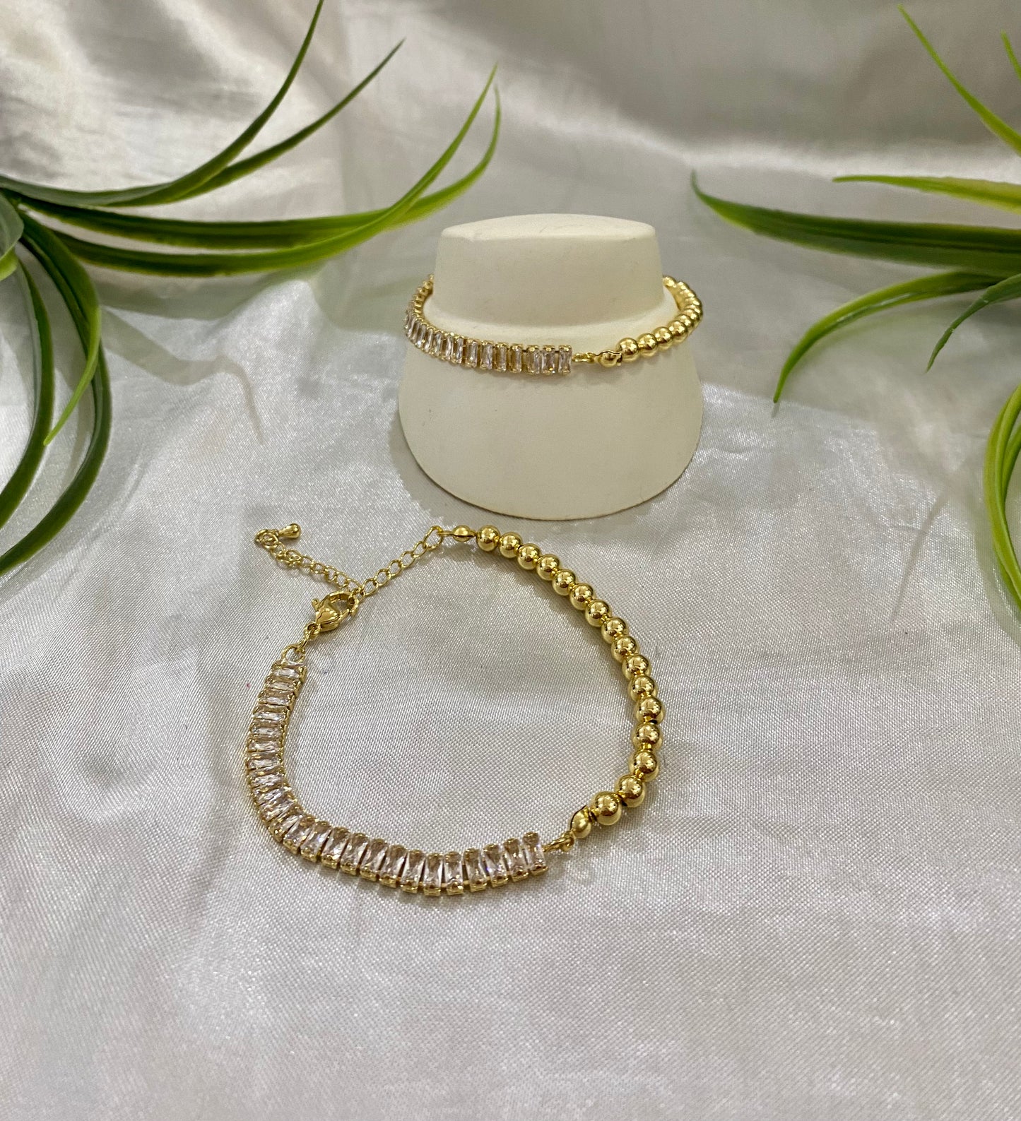 Pulsera zirconia y Bolitas