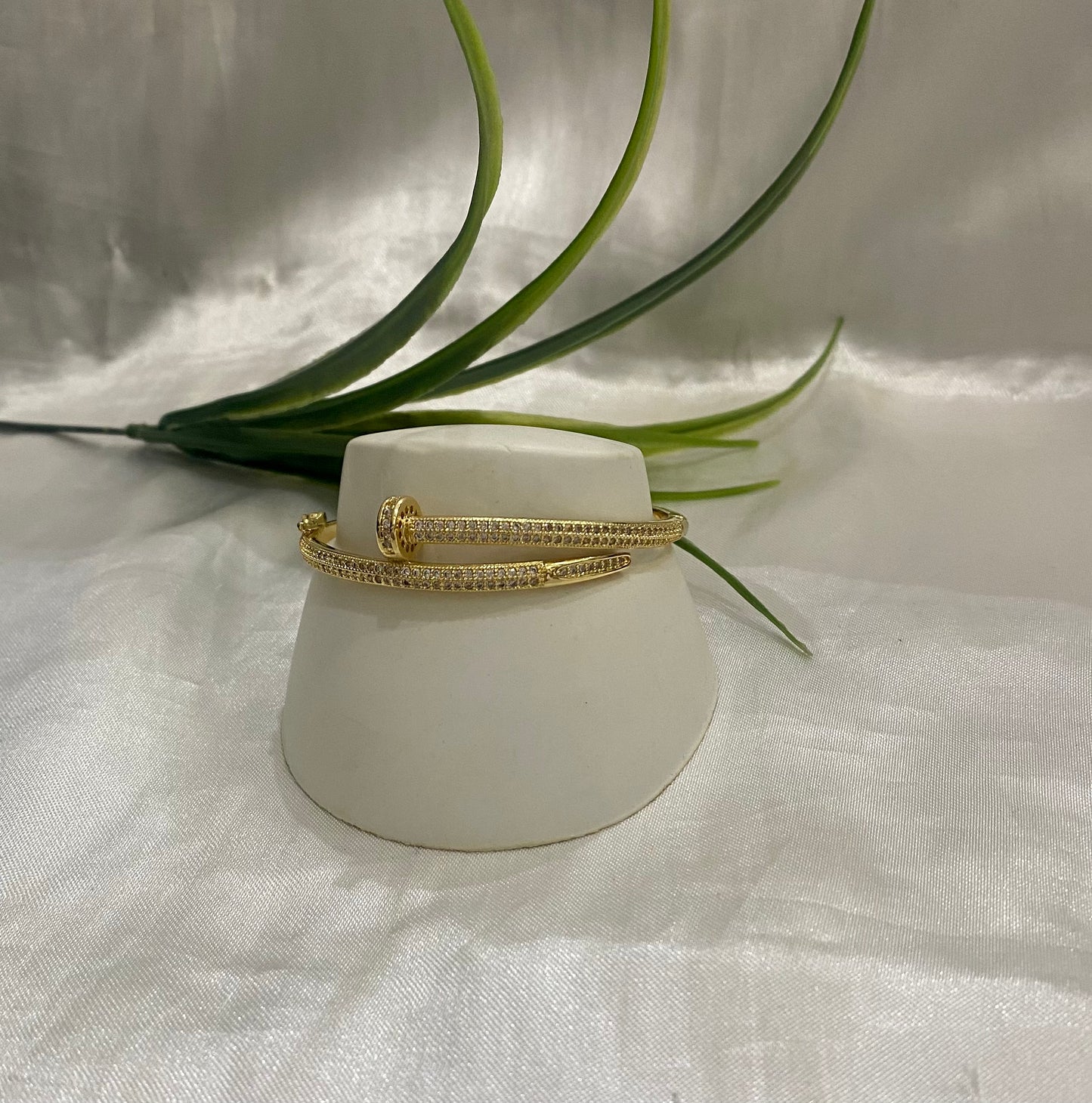 Pulso Clavo Zirconia