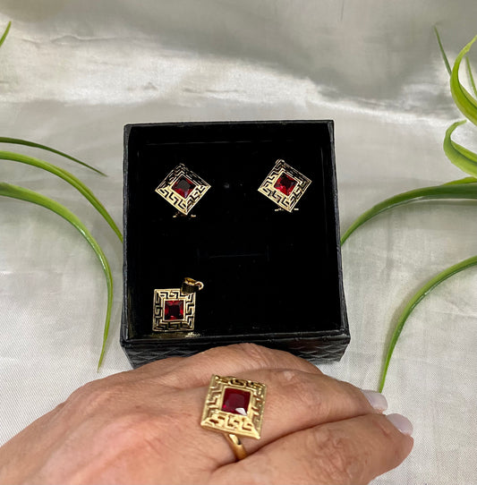 Juego de Aretes, Anillo y dije cuadro greco 8x8