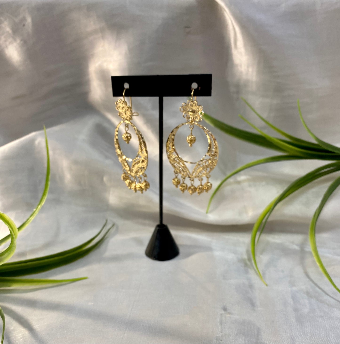 Aretes Coquete filigrana dorada grande