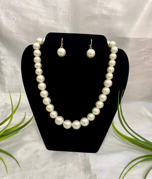 Collar y aretes de Perla #12