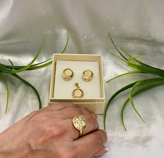 Juego de aretes, anillo y dije tipo centenario mini bicel barroco