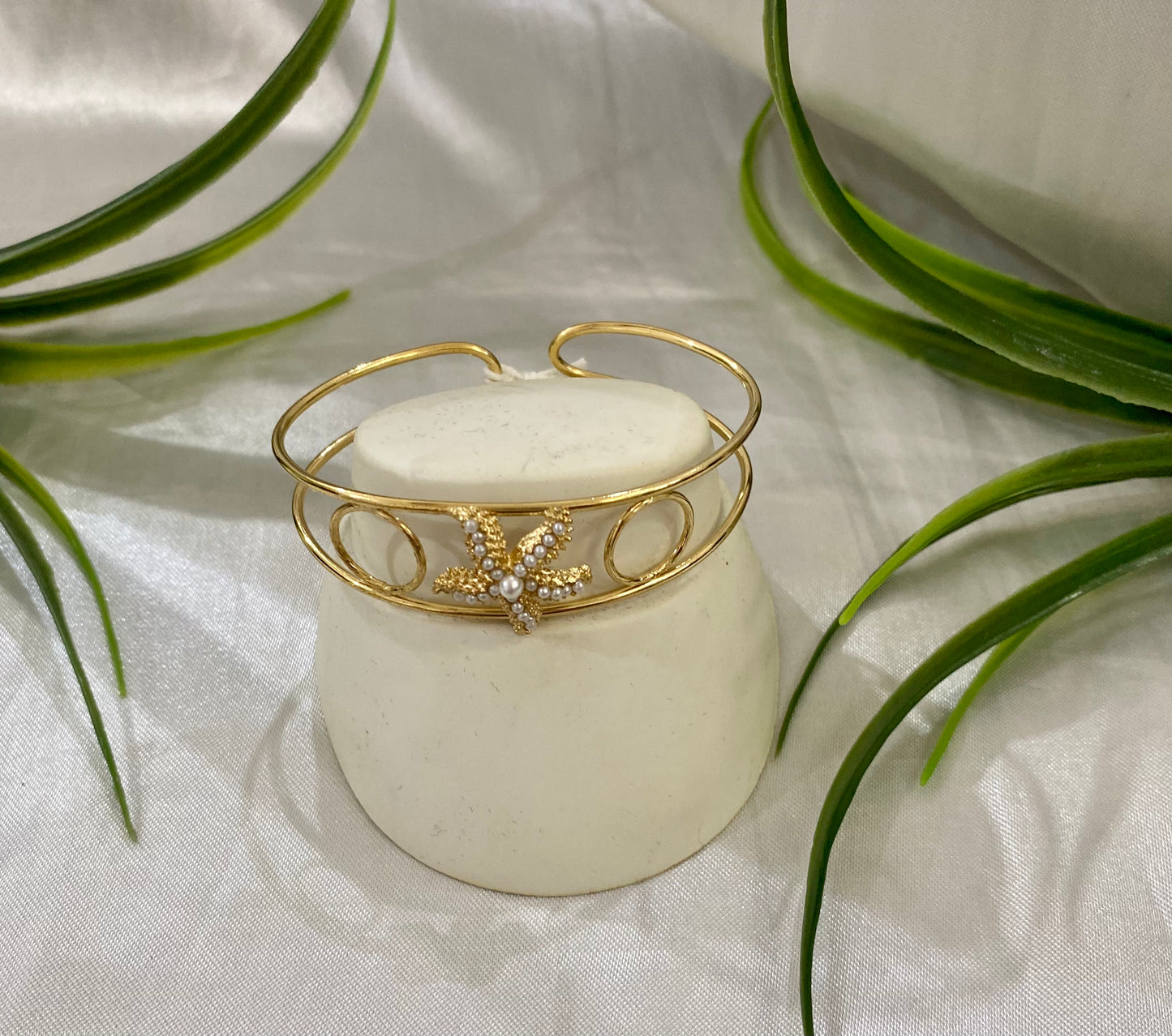 Juego de Aretes,anillo y dije en forma de Estrella de mar con micro Perla