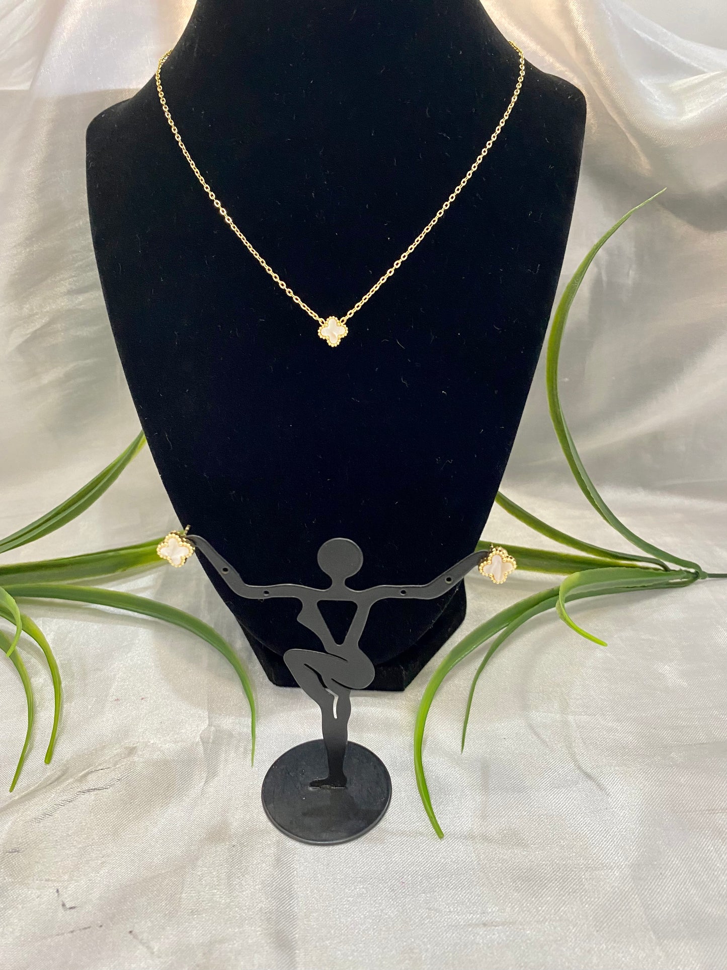 Juego de collar y aretes trebol Blanco mini