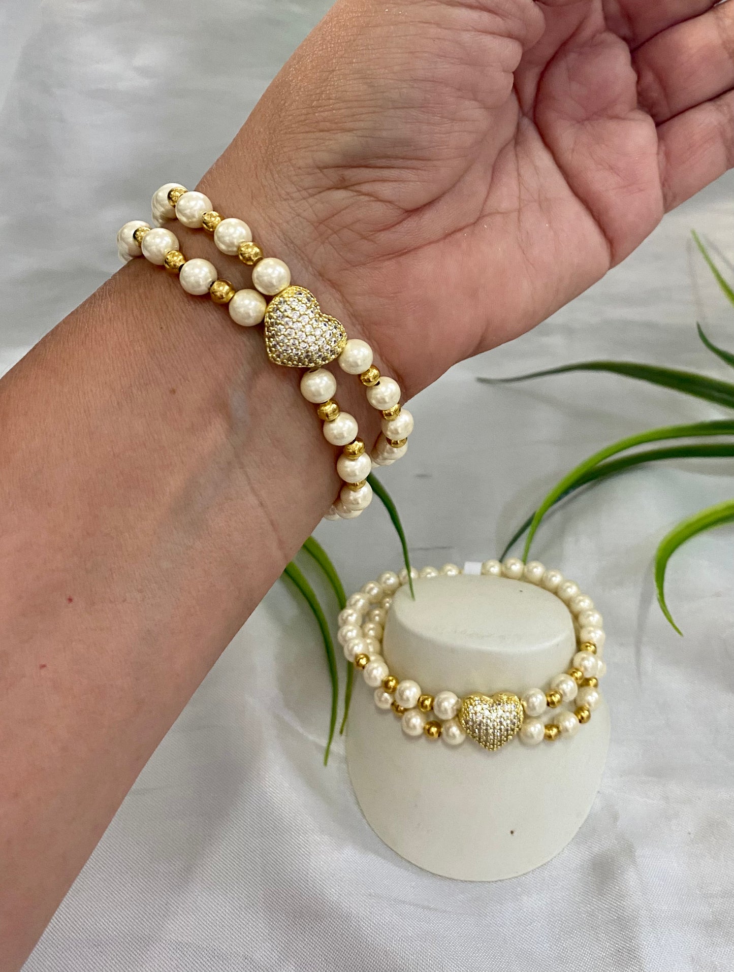 Pulsera doble de perla #6 con Dije Corazón zirconia