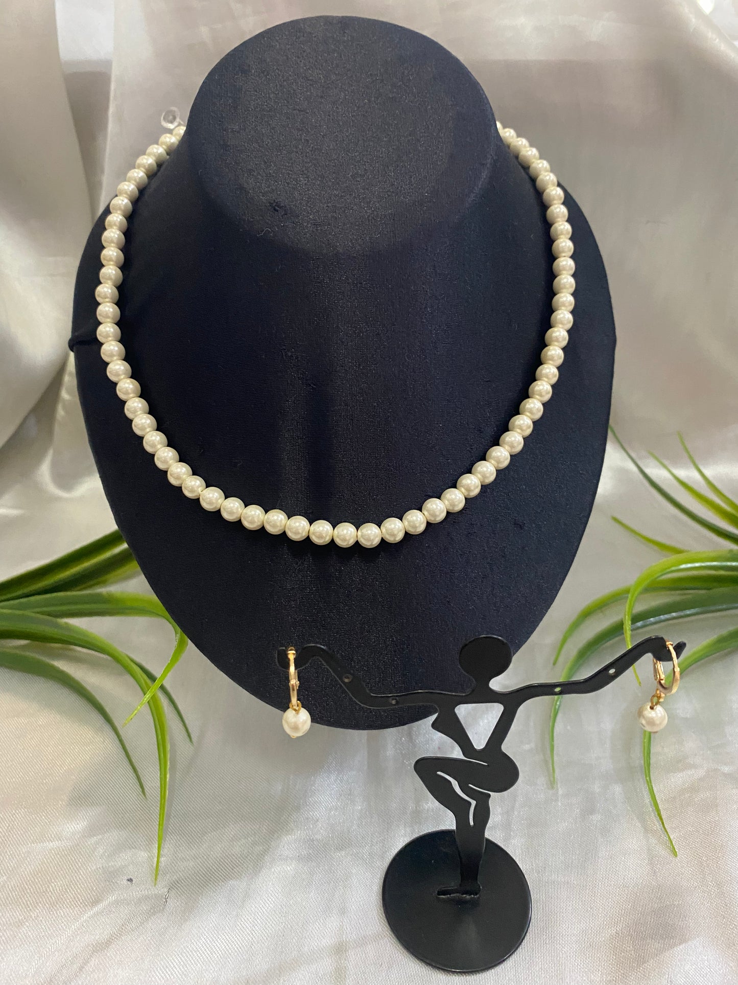 Collar y aretes de Perla Mayorca #6