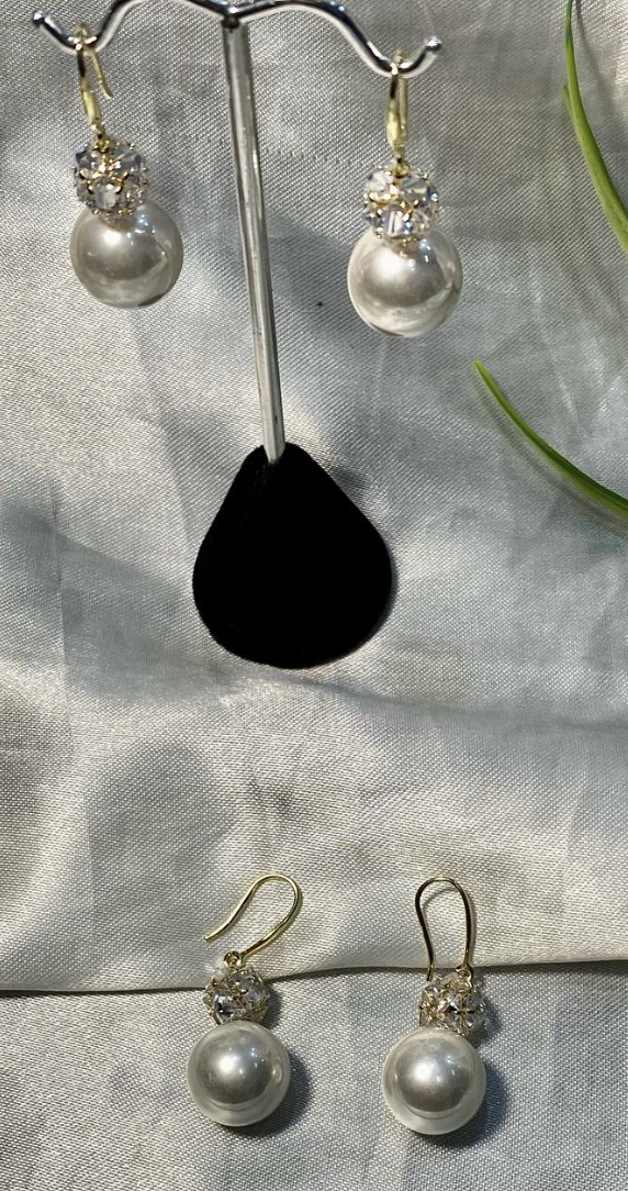 Aretes de Perla Chapa de oro