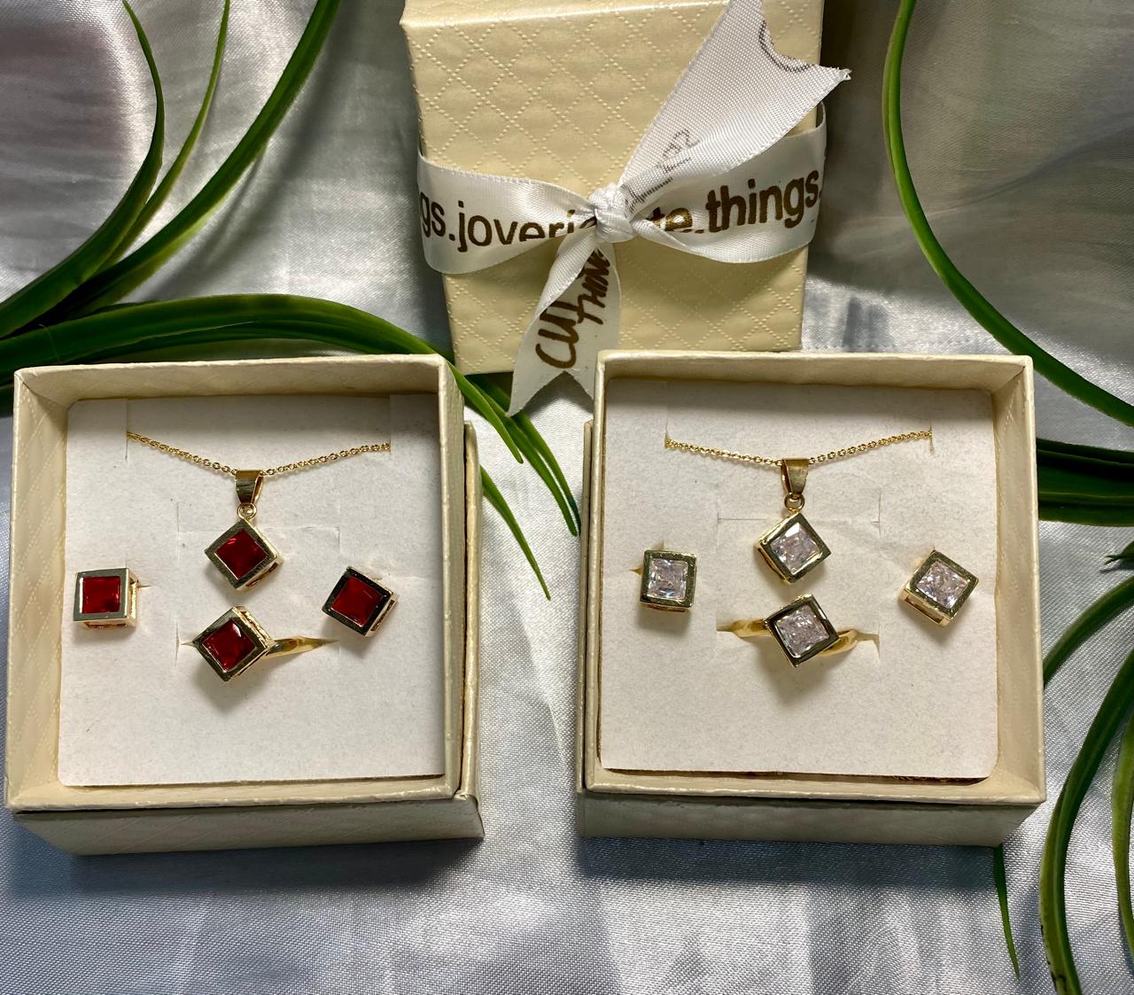 Juego de Cadena con dije, aretes y anillo con cristal, Chapa de oro