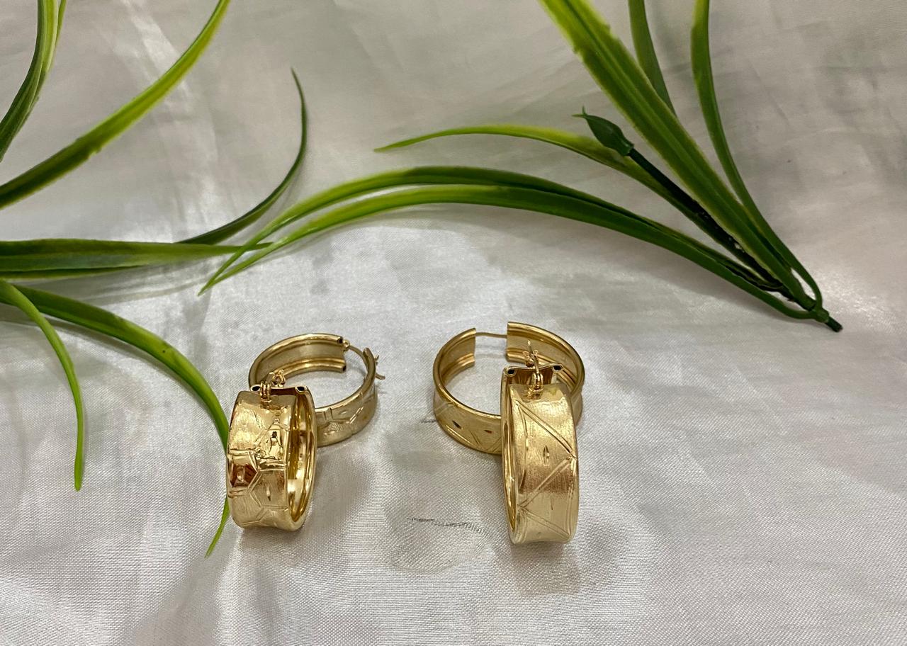 Arracada tipo Turca, 2 tamaños , Chapa de oro.