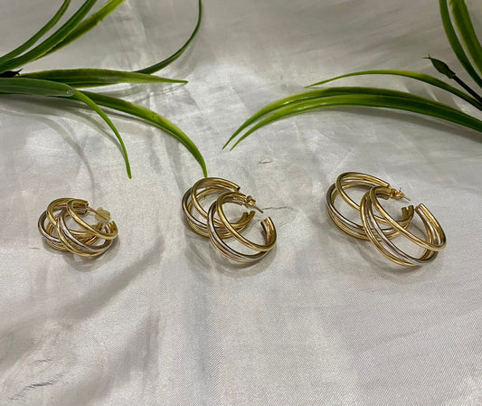 Arracadas Triple bicolor, 3 tamaños , Chapa de oro.